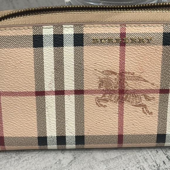 Burberry Wallet - Picture 2 of 10